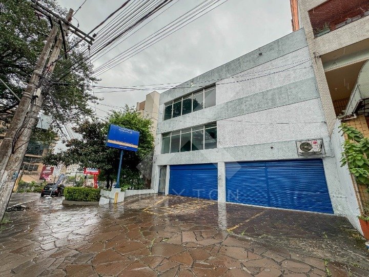 Predio Comercial com 1000m², 5 vagas, no bairro Moinhos de Vento em Porto Alegre para Alugar