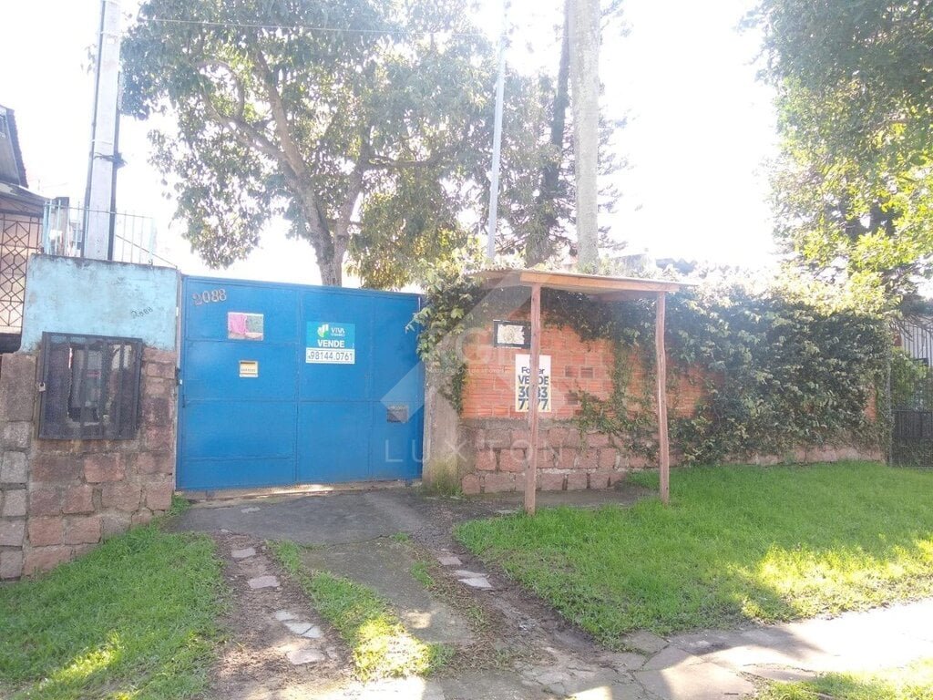 Terreno com 440m², no bairro Tristeza em Porto Alegre para Comprar