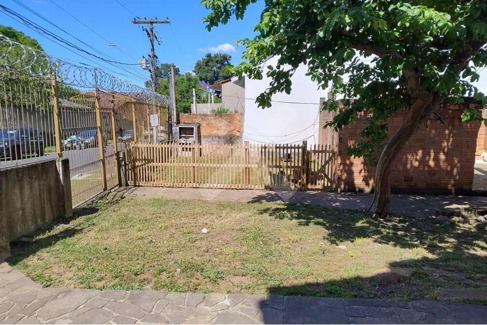 Terreno com 478m², no bairro Jardim Itu em Porto Alegre para Comprar